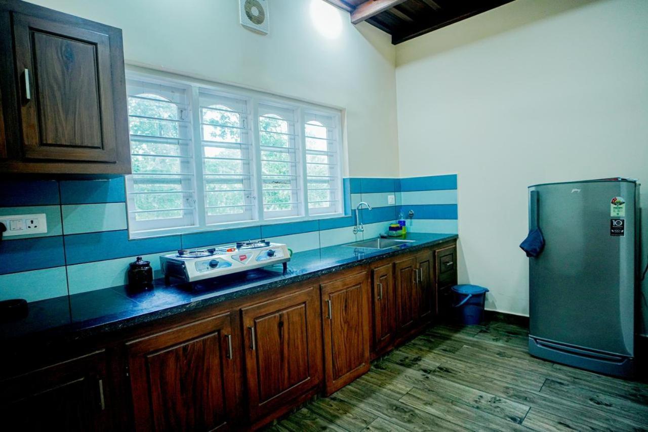 Falcon Riverview Resorts Kuttampuzha Luaran gambar
