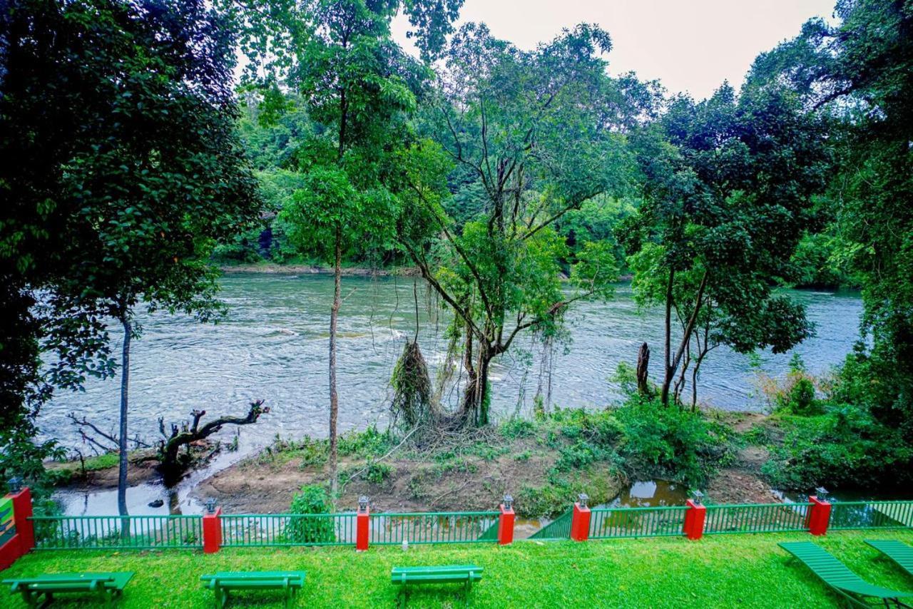 Falcon Riverview Resorts Kuttampuzha Luaran gambar