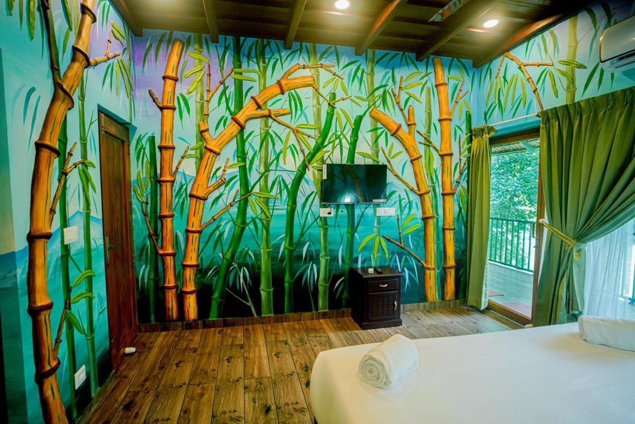 Falcon Riverview Resorts Kuttampuzha Luaran gambar