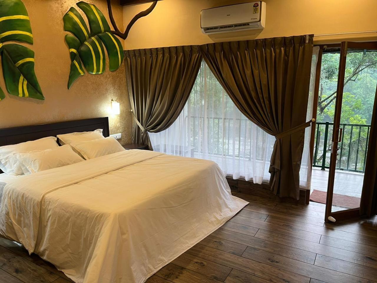 Falcon Riverview Resorts Kuttampuzha Luaran gambar