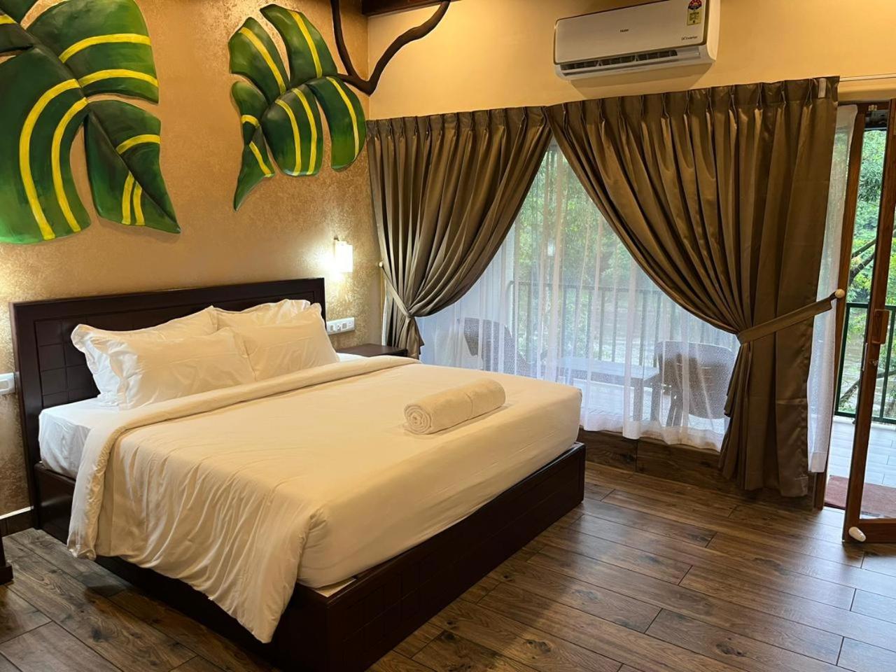 Falcon Riverview Resorts Kuttampuzha Luaran gambar